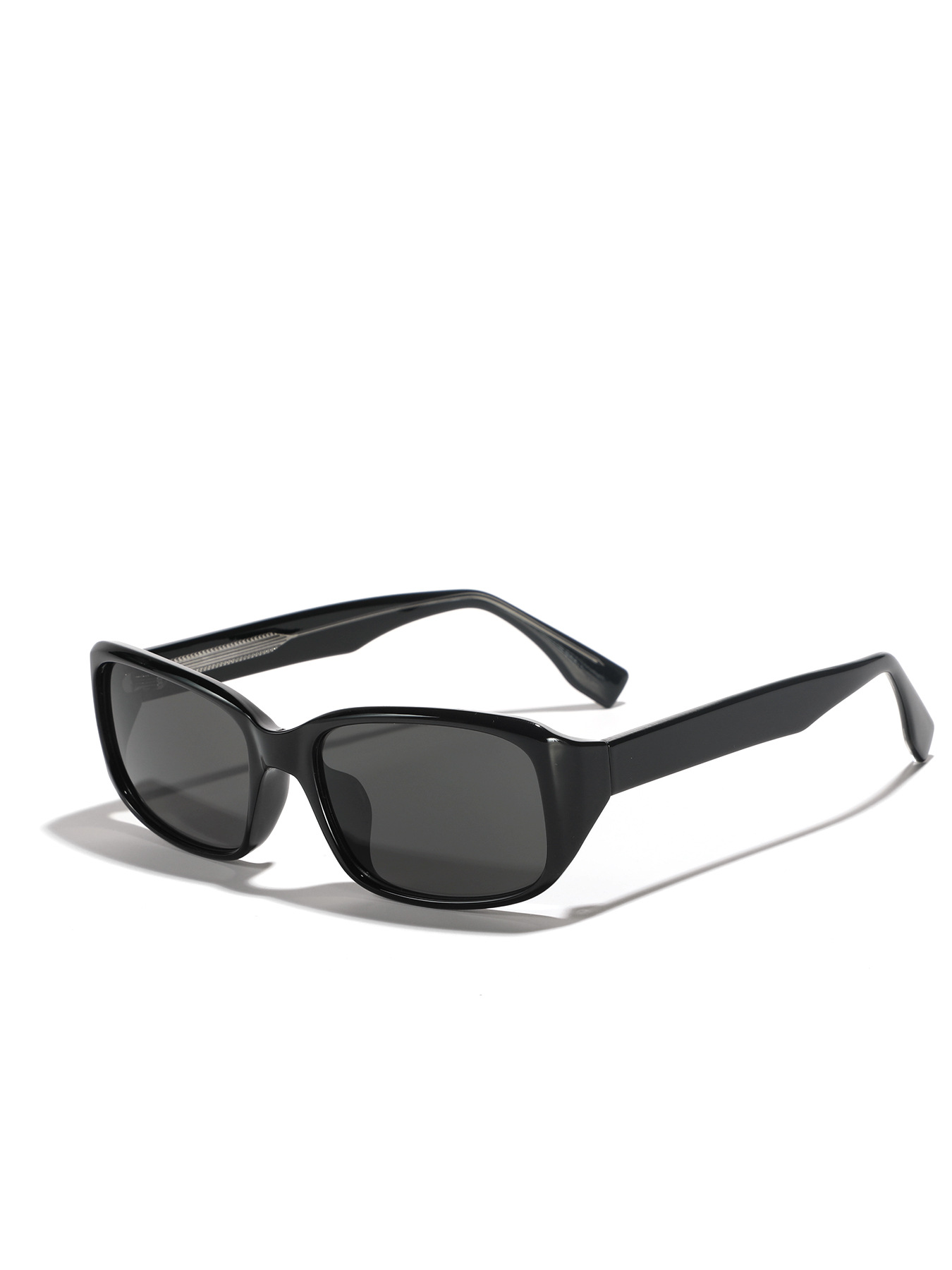 แว่นกันแดดทรงสี่เหลี่ยมสไตล์ Y - Men'S Fashion Y2K บทวิจารณ์และราคา