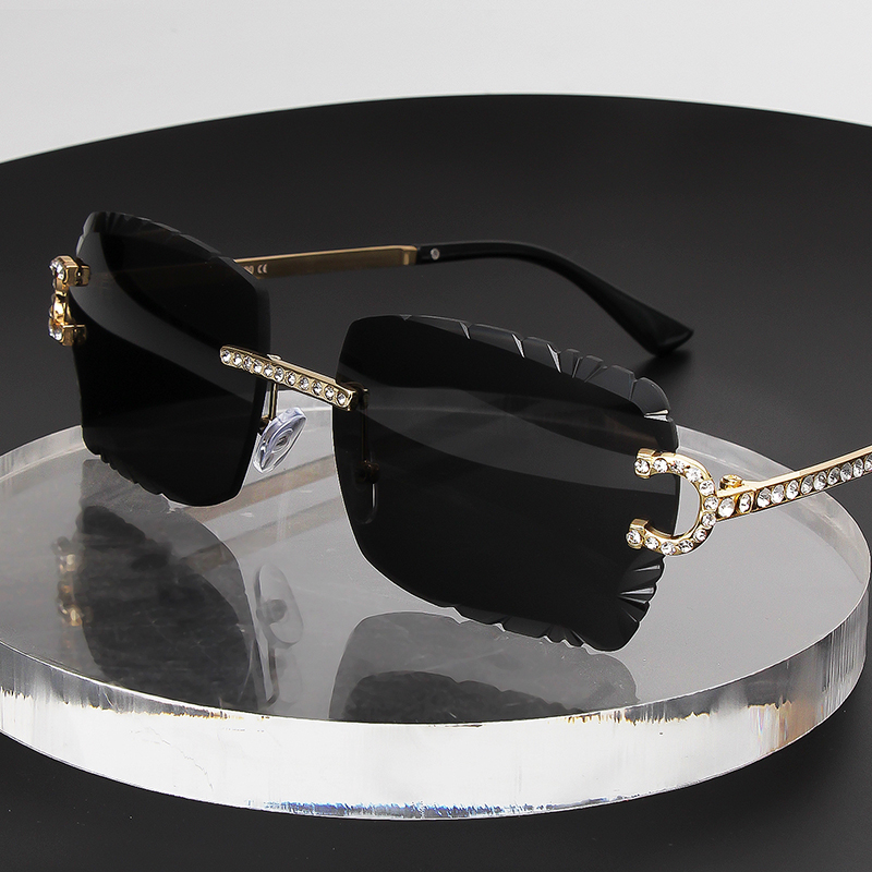 แฟชั่นแว่นกันแดดทรงสี่เหลี่ยมไ - Men'S Fashion Rimless Glasses บทวิจารณ์และราคา