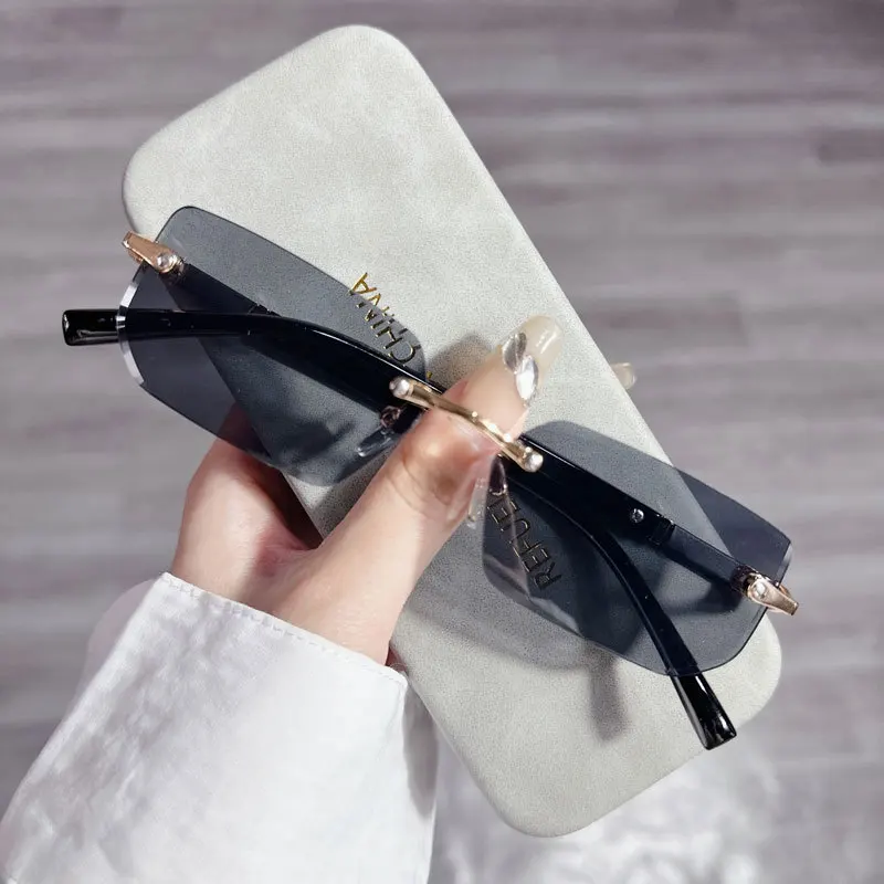 แฟชั่นแว่นตากันแดดทรงสี่เหลี่ย - Men'S Fashion Rimless Glasses บทวิจารณ์และราคา